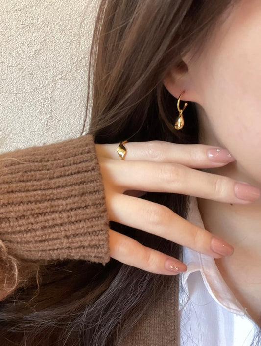 Psyche Earrings | 18k Gold Plated