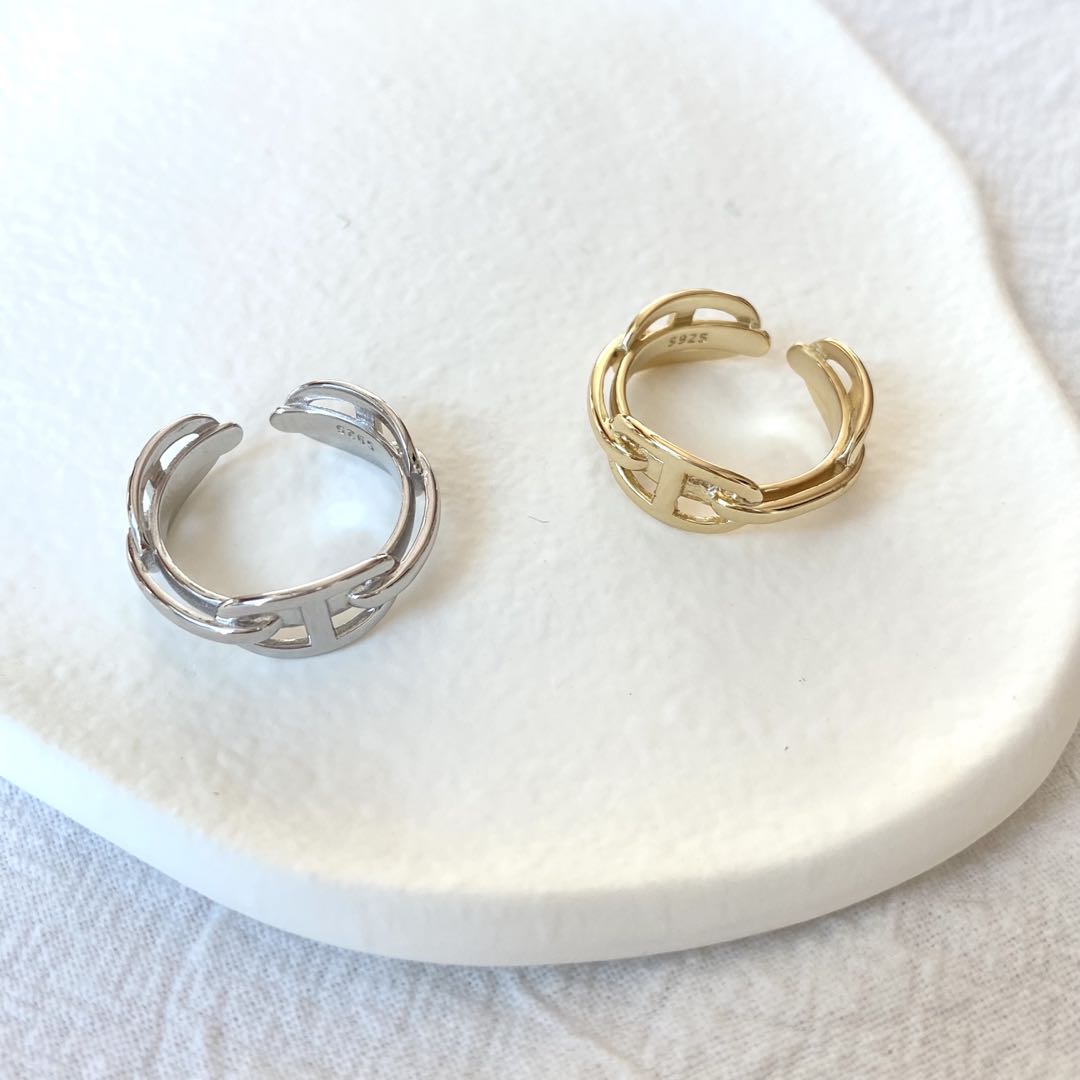 Sara Ring | 18k Gold Plated
