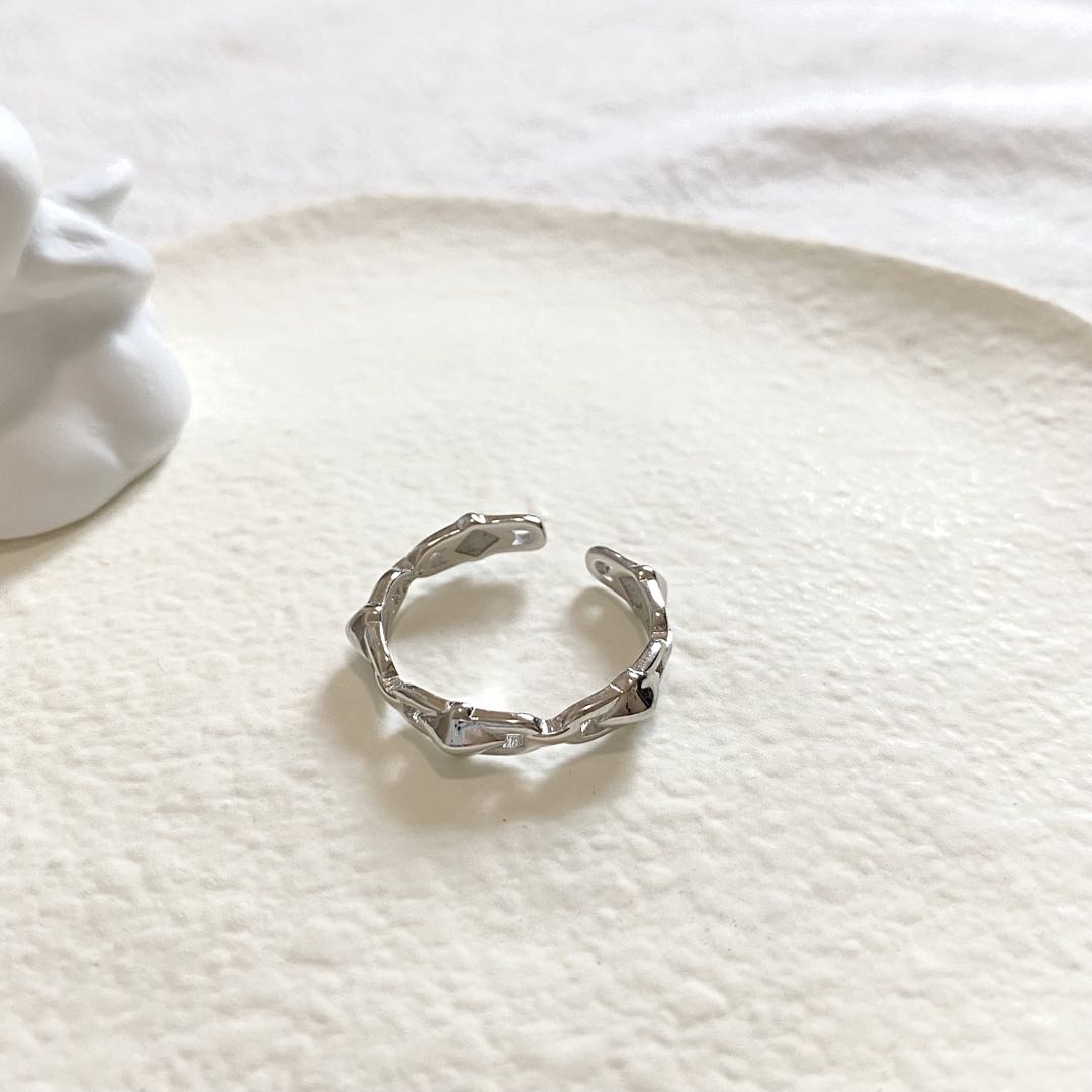 Ourania Ring