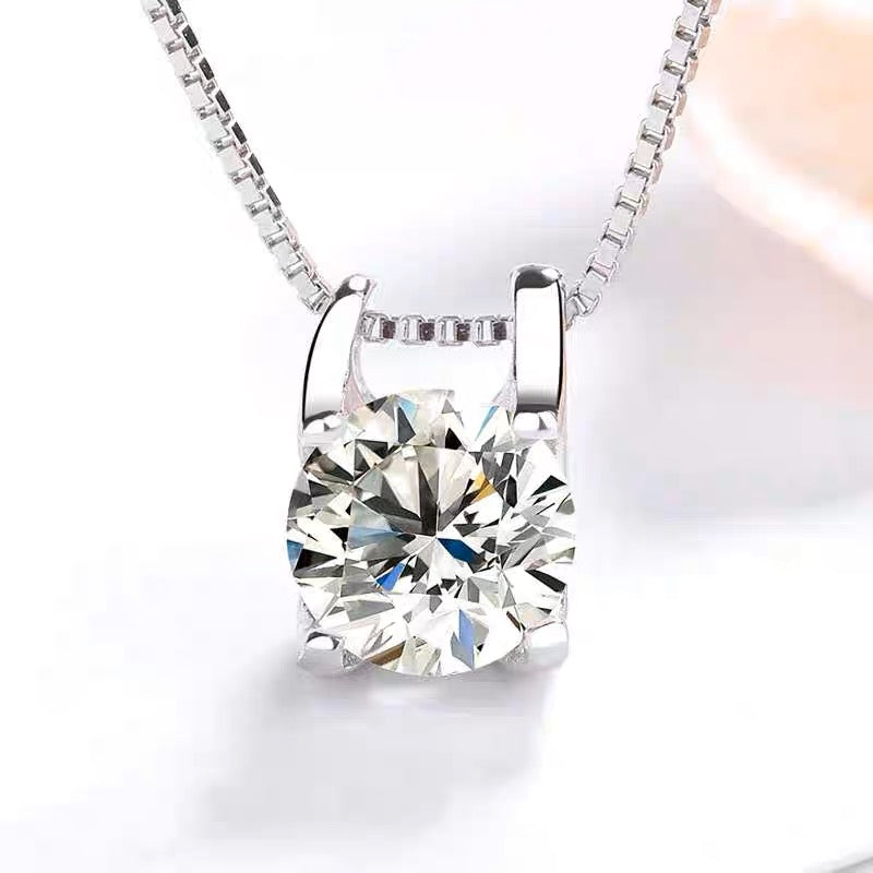 Moissanite diamond bull head pendant