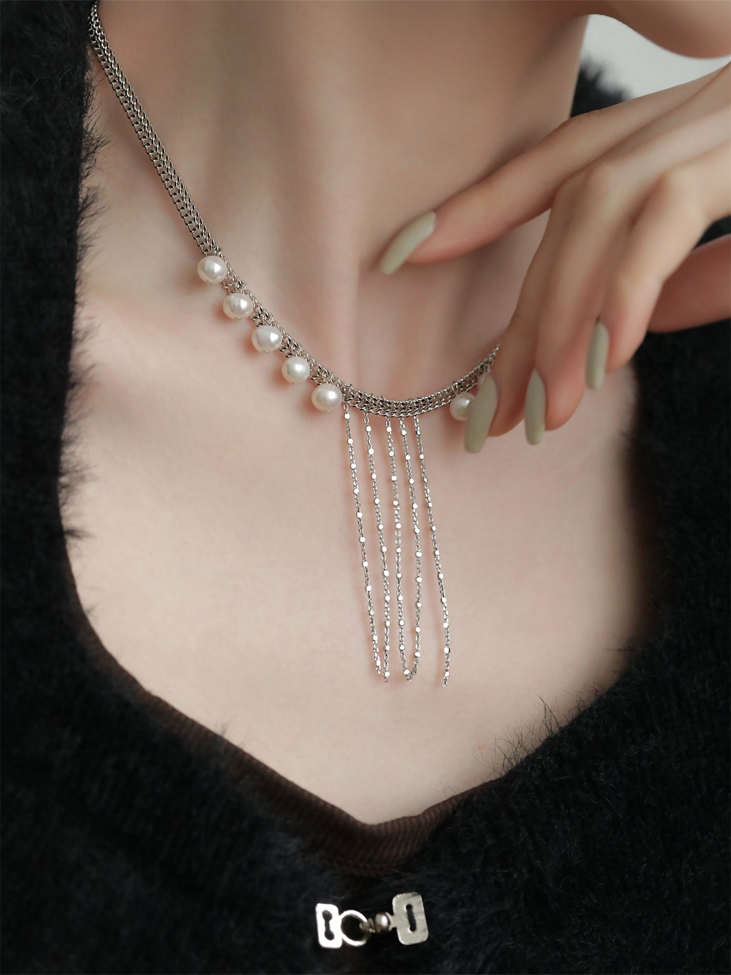 Roxanne Pearl Necklace