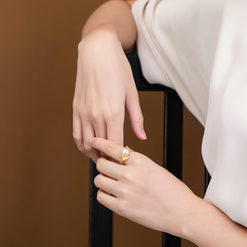 Cordelia  Pearl Ring | 18k Gold Plated