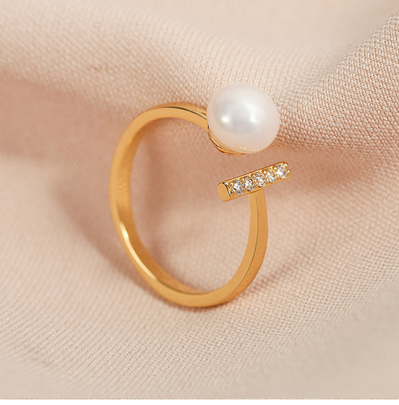 Ayla Pearl Ring | 18k Gold Plated