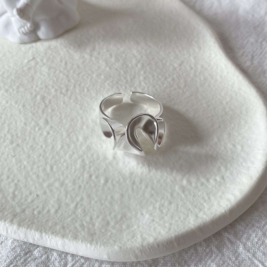 Eurydice Ring