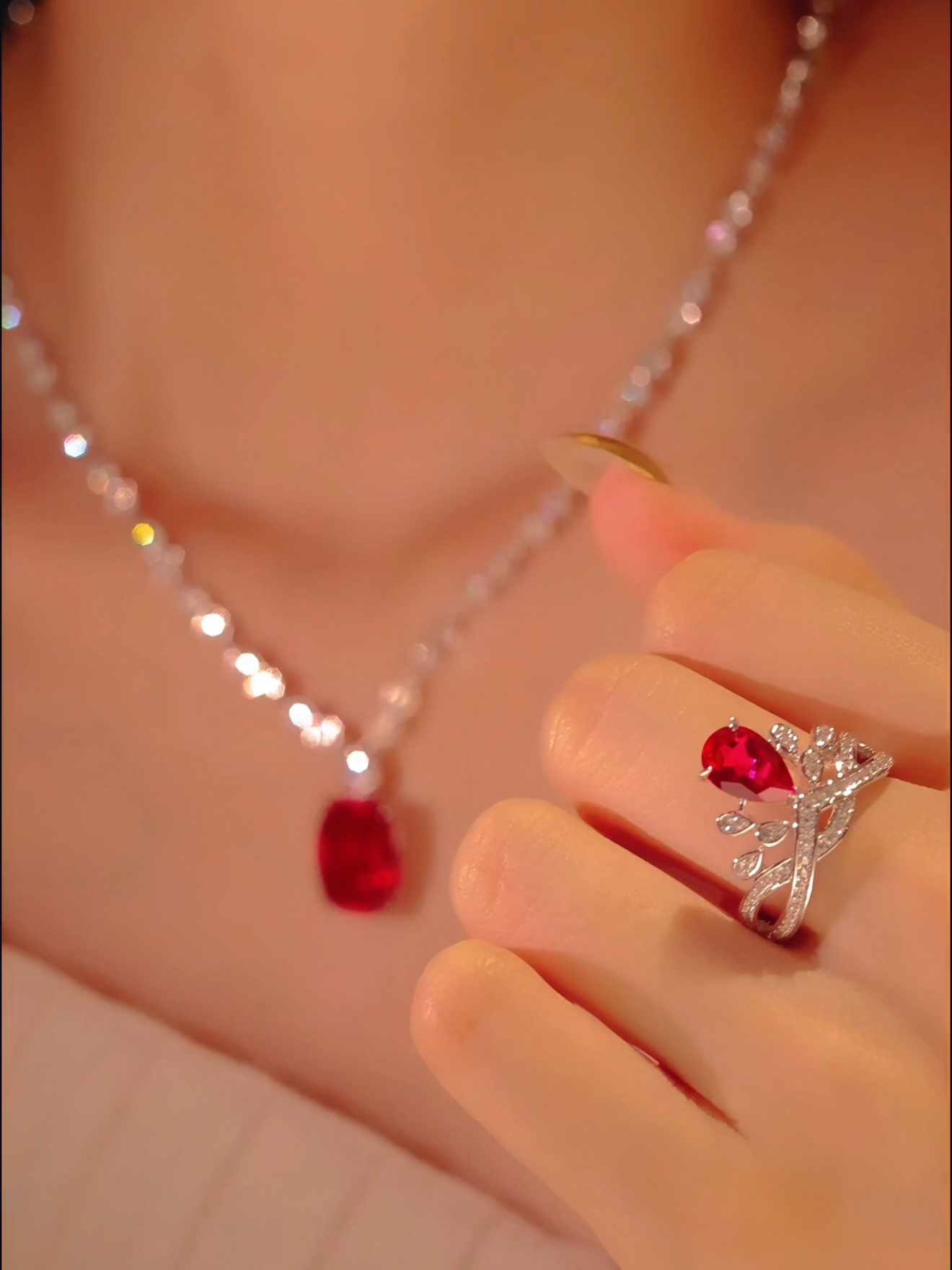 Yvette Necklace Set